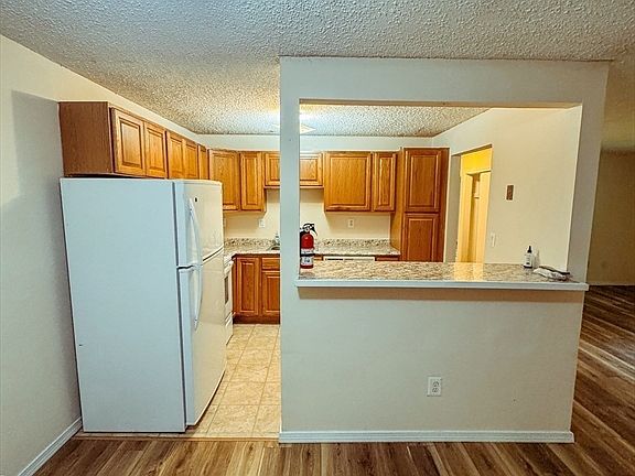 2nd image of 80 Damon Rd APT 4109