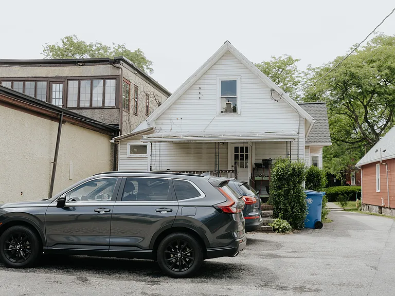 110 Field St — Photo 14
