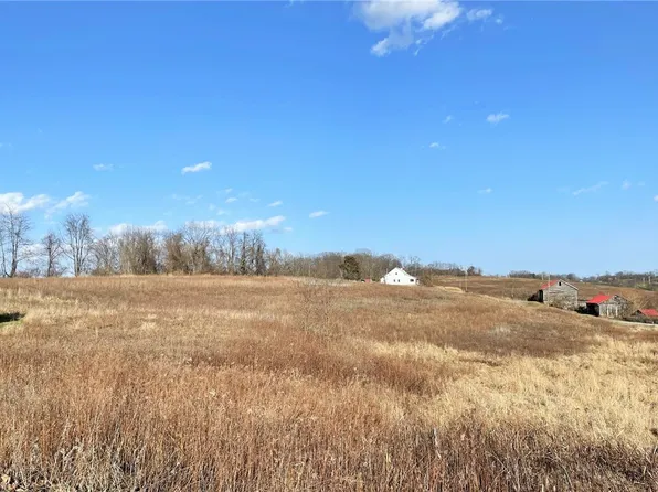 104 Meredith Dr, Venetia, PA 15367