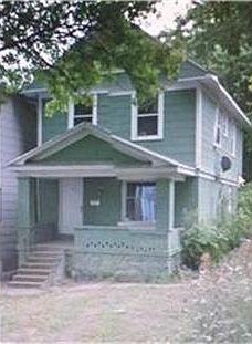 2nd image of 3215 Thompson Ave