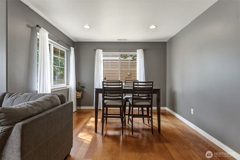 5th image of 535 Cayuse Street
