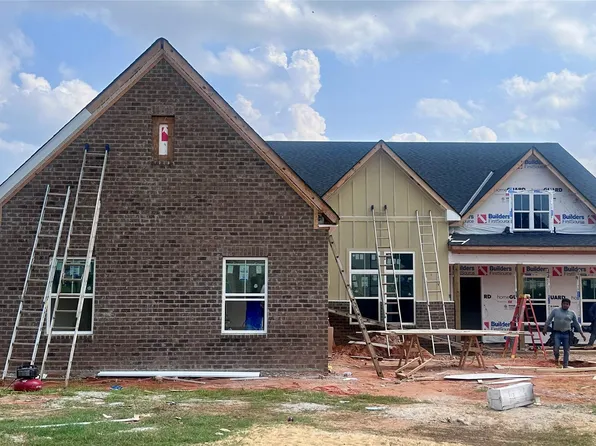 111 Saratoga Ln, Prattville, AL 36066