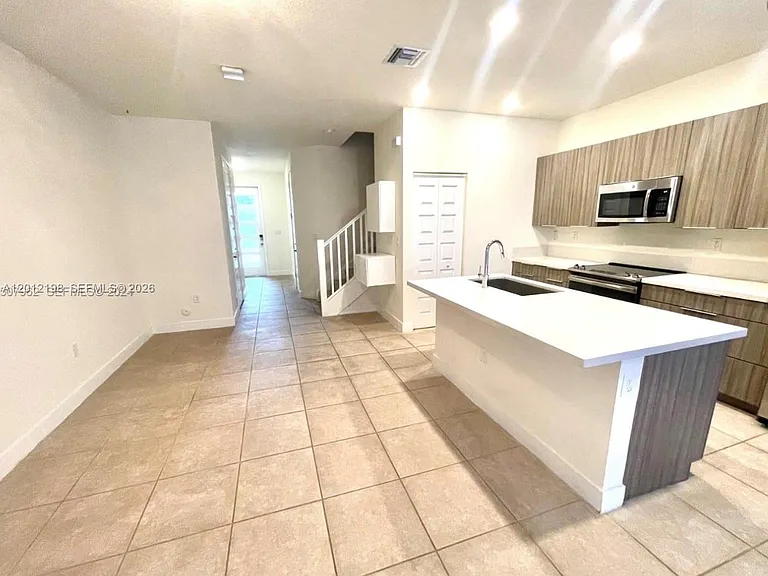 9083 NW 159th St #9083 — Photo 13