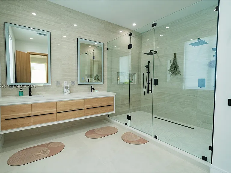 9330 SW 34th St — Photo 110