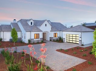 1407 Rainbow Ridge Ln, Encinitas, CA 92024