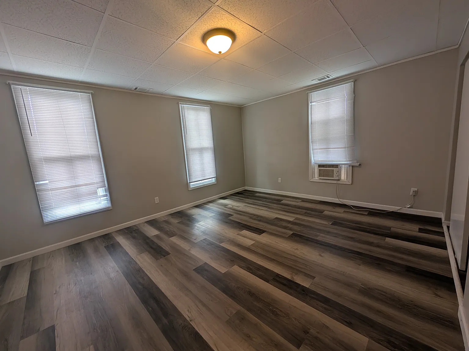 2 bed, 800 sqft, $1,100 — Photo 3