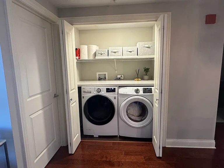 5105 Madison St #511 — Photo 16