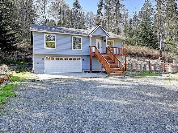 5th image of 1676 Vine Maple Lane