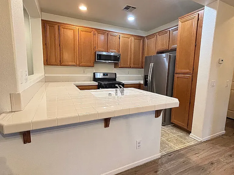 2715 Castlehill Rd #1 — Photo 1
