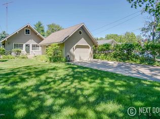 9593 Oceana Dr, Pentwater, MI 49449