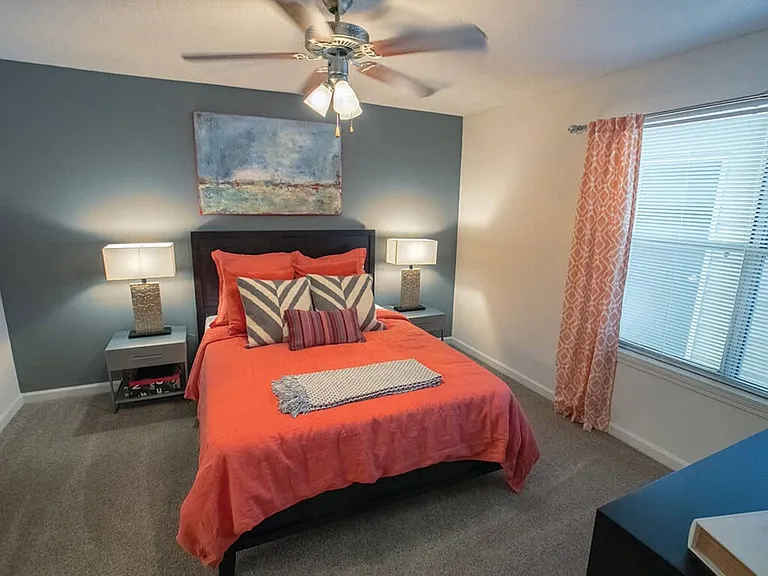 Saw Mill Village Apartments — Photo 28