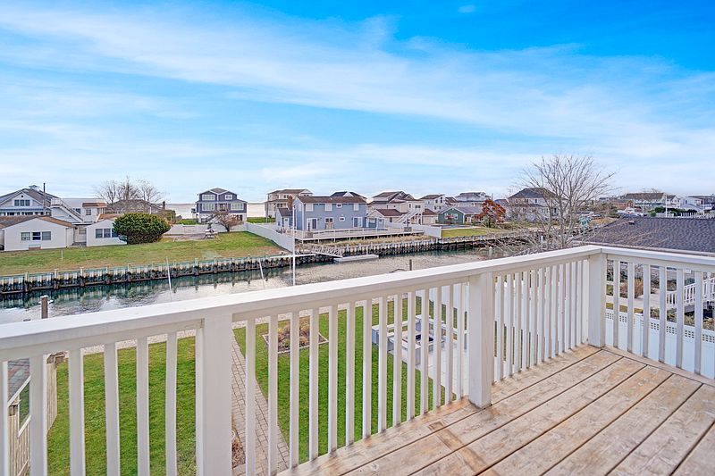 15 Marlin Rd, East Quogue, NY 11942 | Out East