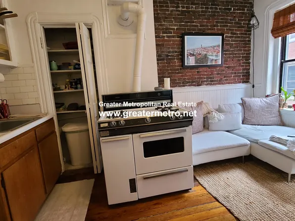 10 Unity St, Boston, MA