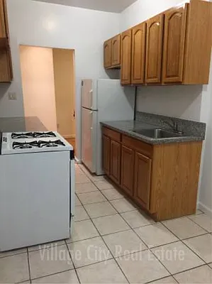 Rented by Village City Real Estate LLC | media 15