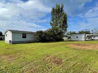 200 Hanover Dr, Byron, GA 31008