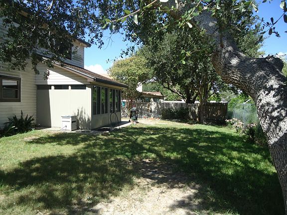5th image of 2209 Alazan Dr