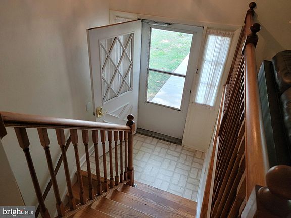 2nd image of 308 Columbia Ave