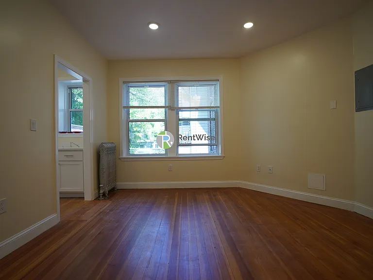 10 Beals St #3 — Photo 9