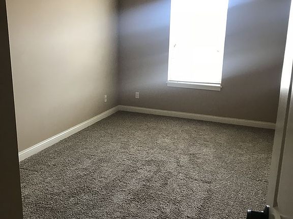 5th image of 2805 Northridge Pkwy Unit 202