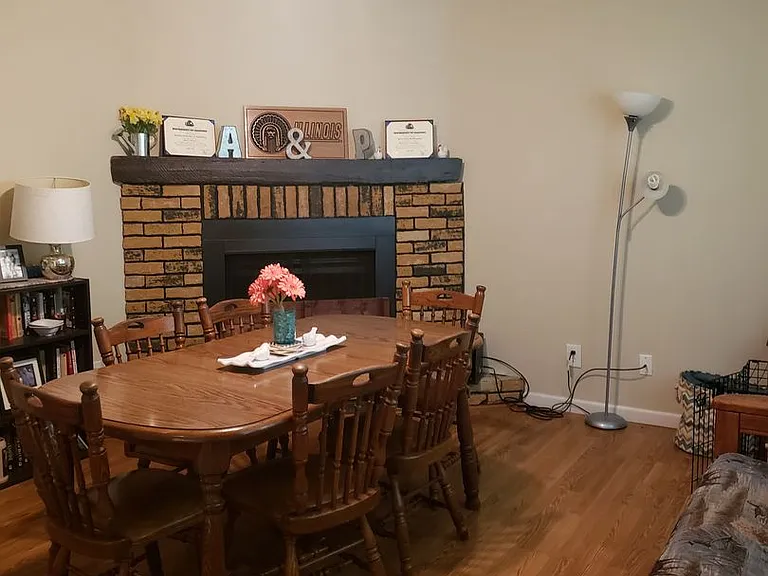2303 Glenoak Dr — Photo 10