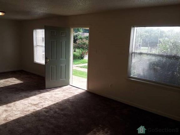 5th image of 3494 E Metropolitan Cir APT 2