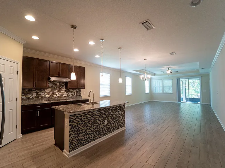 543 Aventurine Ave — Photo 25