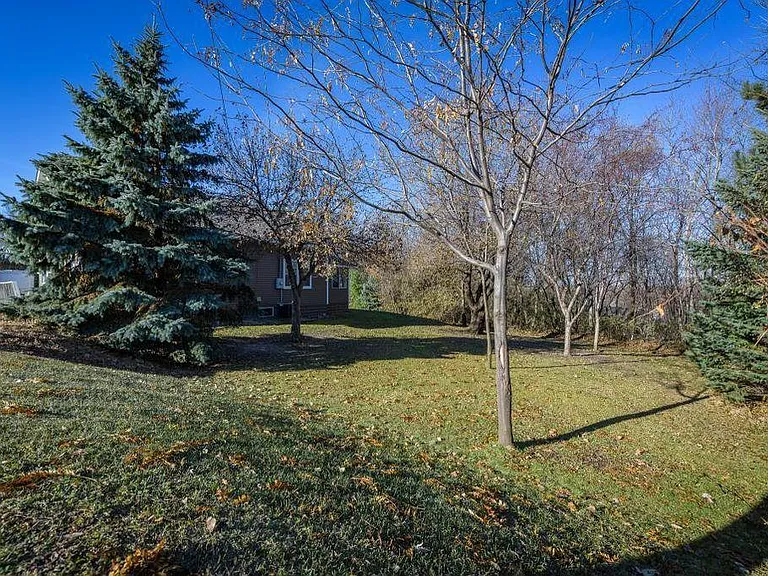861 Diffley Rd — Photo 23