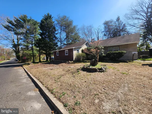 310 S Emerson St, Clementon, NJ 08021