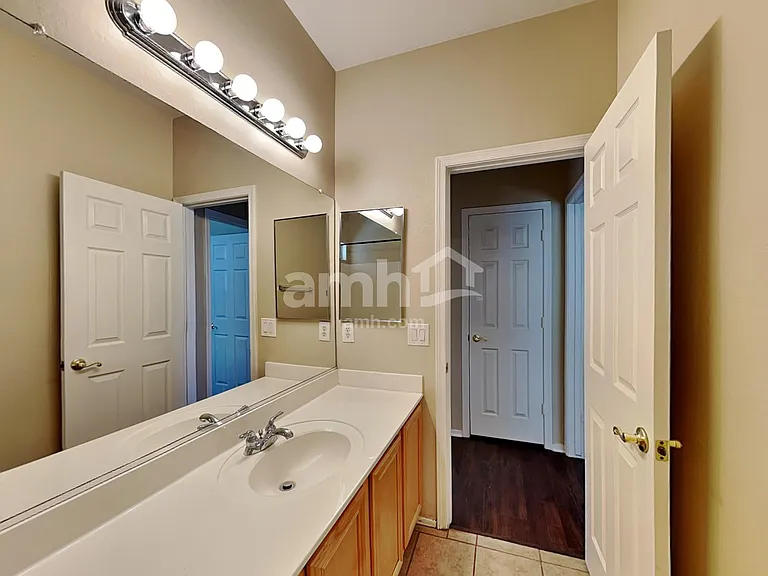 5202 W Sunland Ave — Photo 17