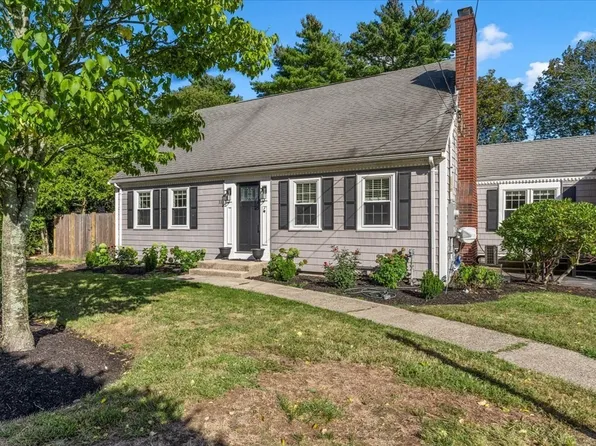 33 Century Rd, Weymouth, MA 02190