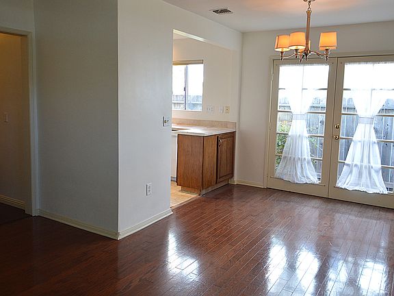 5th image of 329 Lakeview Ave