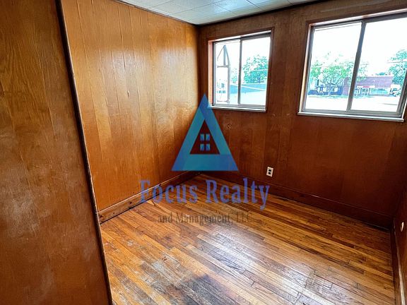 4th image of 712 Maywood Ave #712
