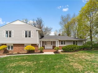 22007 Halburton Rd, Beachwood, OH 44122