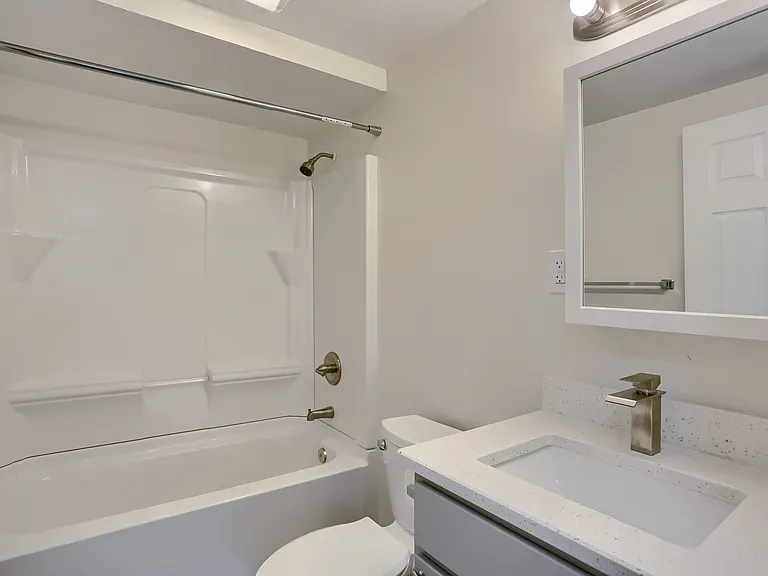 201 Kathleen Dr #2 — Photo 30