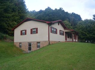 11362 State Highway 194 N, Lansing, NC 28643