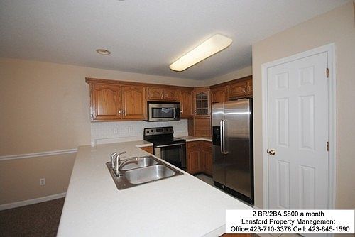 4th image of 23 Flagstone Dr