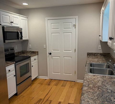 2nd image of 9733 Waycross Cir