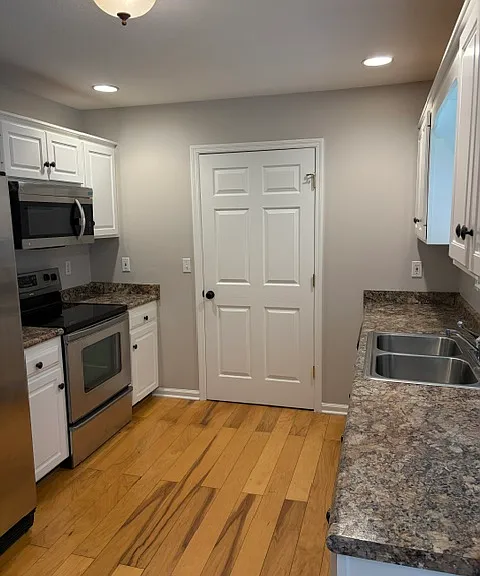 9733 Waycross Cir — Photo 2