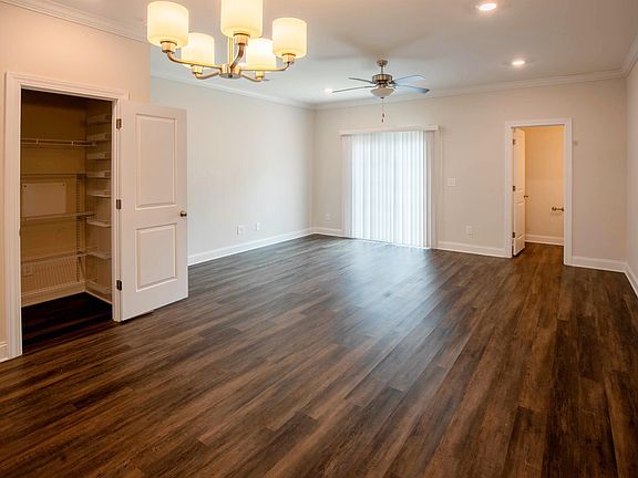 3rd image of 4353 Azalea Dr