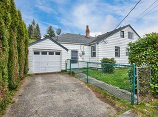 2312 11th St, Bremerton, WA 98312