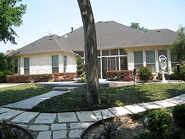 2nd image of 5820 Forest Bend Pl