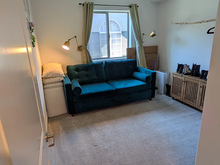 5232 Satsuma Ave #305 — Photo 16