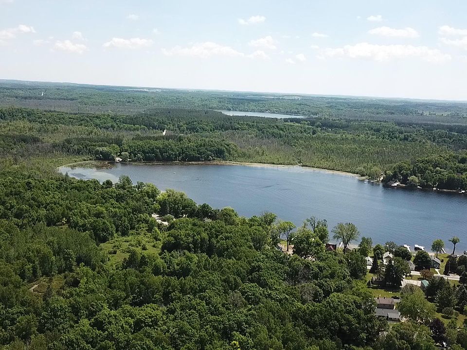 1st image of N1717 Lakeshore Dr