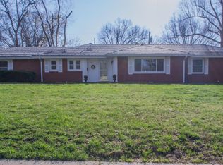 2248 S Catalina Ave, Springfield, MO 65804