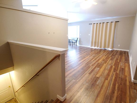 4th image of 3227 Borrossa St
