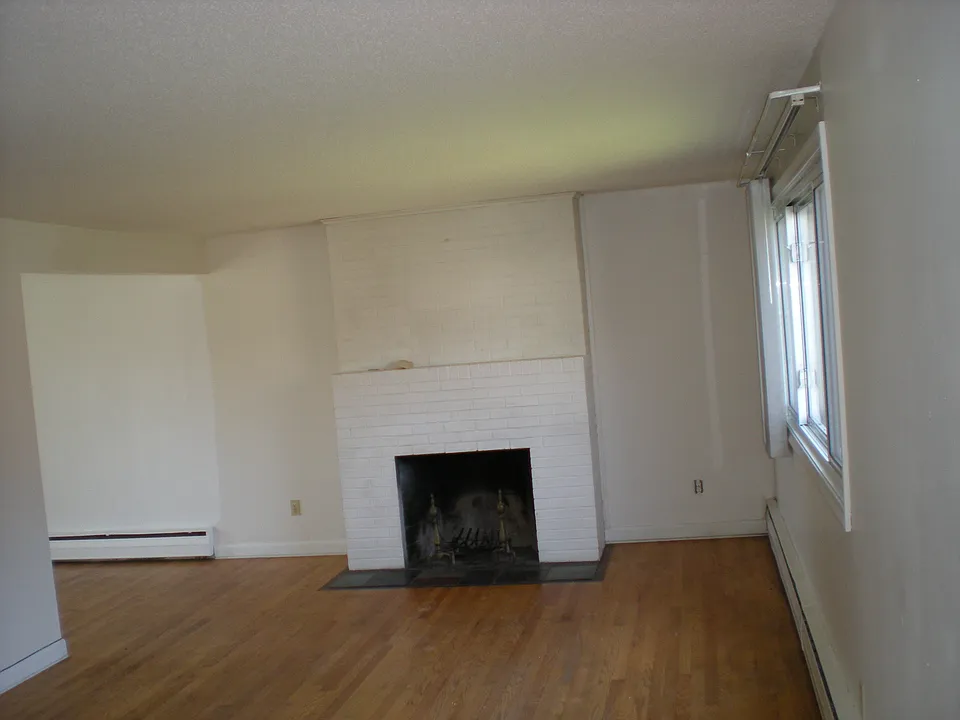 24 Casabella Cir