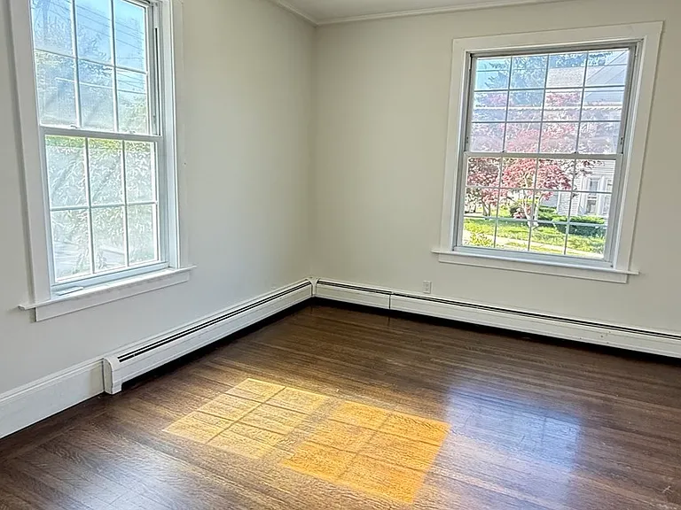 118 Temple St #11 — Photo 4