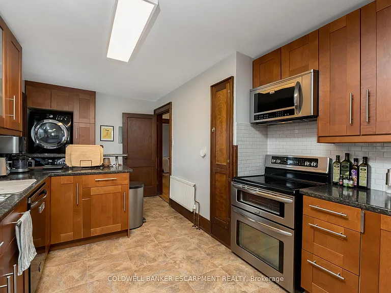 20 Mill St E #A — Photo 5