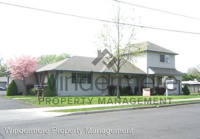 1st image of 938 S 3rd Ave