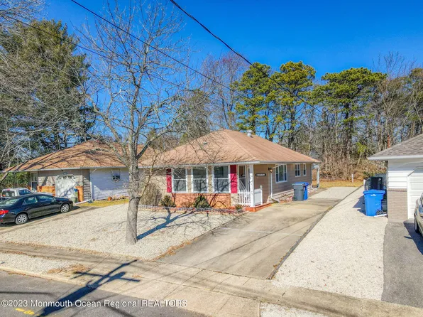 1772 Mount Everest Lane, Toms River, NJ 08753